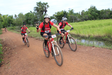 Team 26 / Raid Amazones Cambodge 2024 - J5 VTT