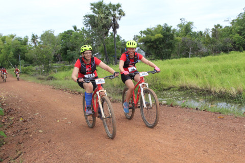 Team 25 / Raid Amazones Cambodge 2024 - J5 VTT