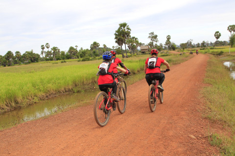 Team 325 / Raid Amazones Cambodge 2024 - J5 VTT